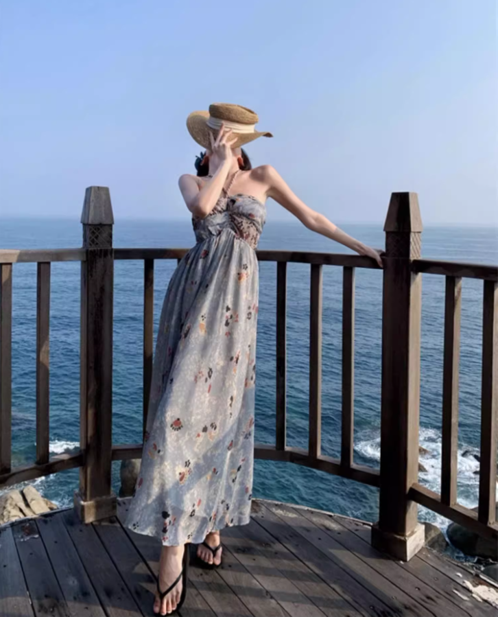 New Fashion Floral Print Flowy Maxi Dress Chic Coastal Trips Hot Girls Tie-Back Halter Long Dress AP1500
