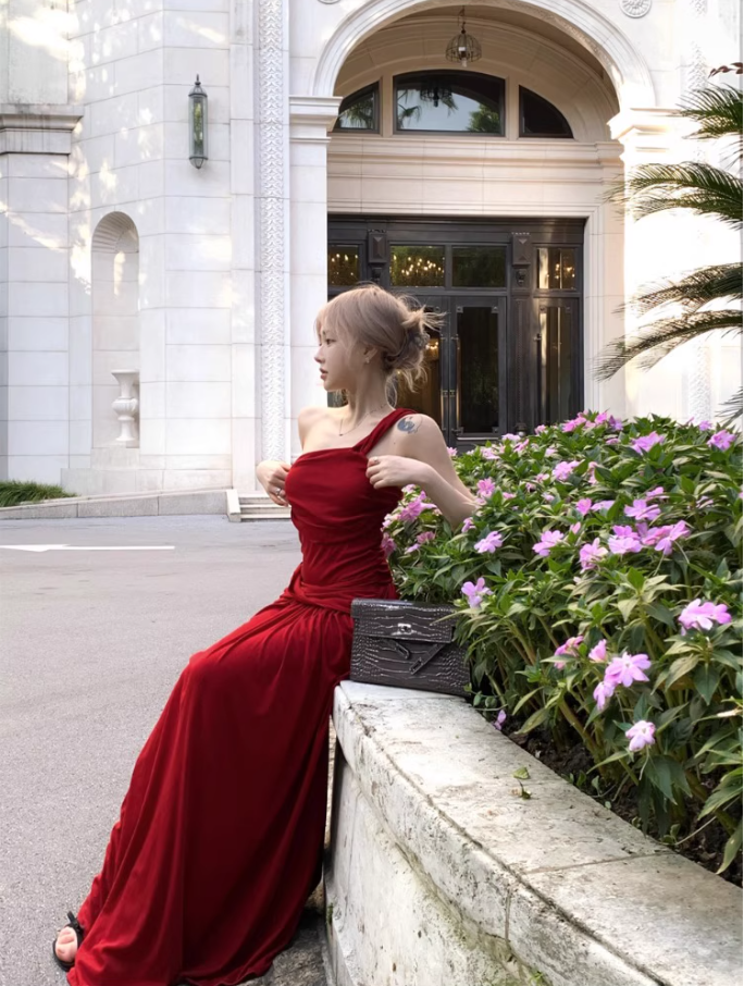 Alluring Red One-Shoulder Maxi Dress Stylish Shoots Vogue Flowy Ruched Bodycon Long Dress AP1507