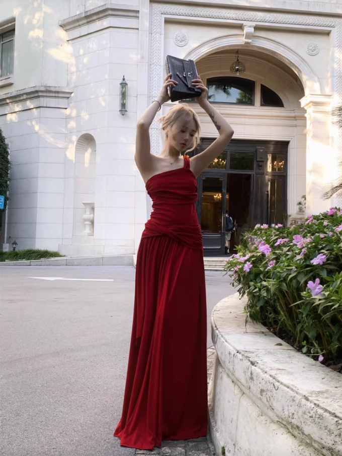 Alluring Red One-Shoulder Maxi Dress Stylish Shoots Vogue Flowy Ruched Bodycon Long Dress AP1507