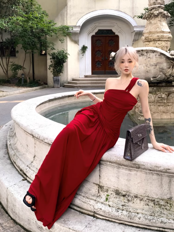 Alluring Red One-Shoulder Maxi Dress Stylish Shoots Vogue Flowy Ruched Bodycon Long Dress AP1507