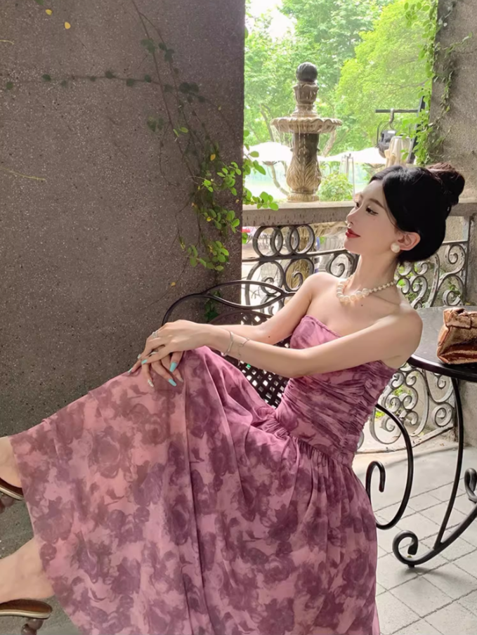 Romantic Stylish Shoots Strapless Floral Print Maxi Dress Fashionable Cinched-Waist Ruched Flowy Hem Long Dress AP1512