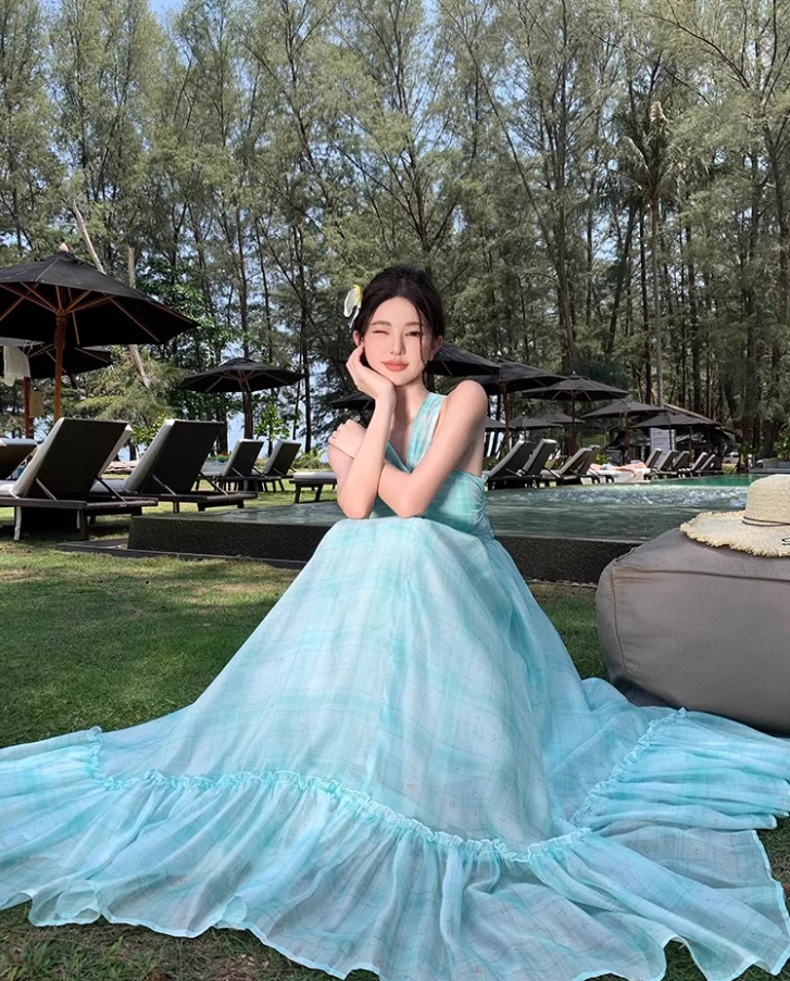 Vogue Mint Green Plaid Twist-Front Maxi Dress Charming Crisscross Flowy Ruffle Hem Halter Long Dress AP1517