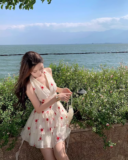 Hot Sales Ruffled Tiered Hem Mini Skirt Sleeveless Seaside Holiday Cream Floral Halter Short Dress AP1521