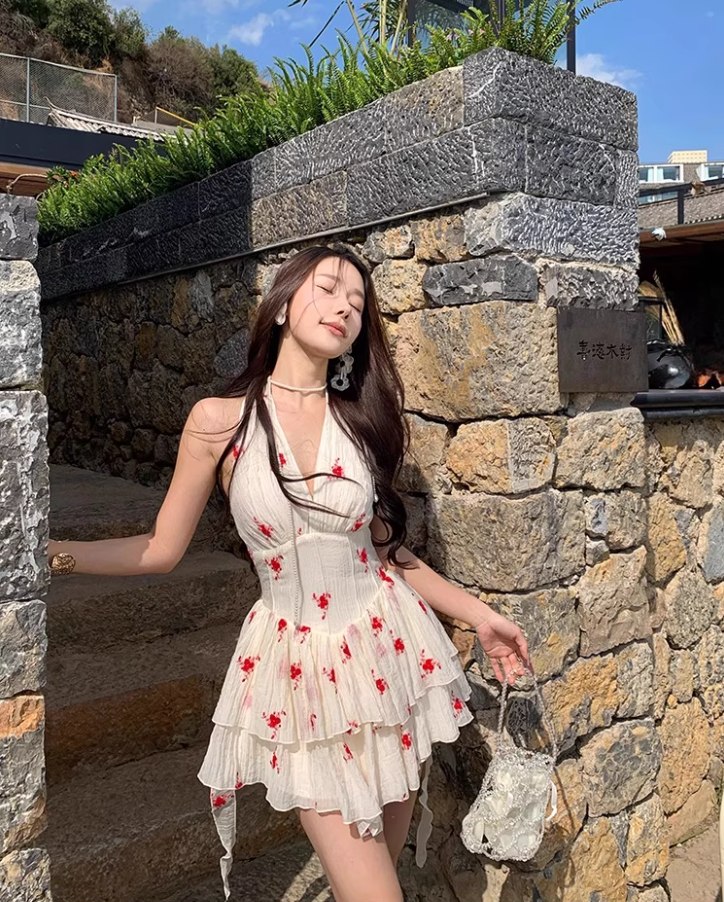 Hot Sales Ruffled Tiered Hem Mini Skirt Sleeveless Seaside Holiday Cream Floral Halter Short Dress AP1521