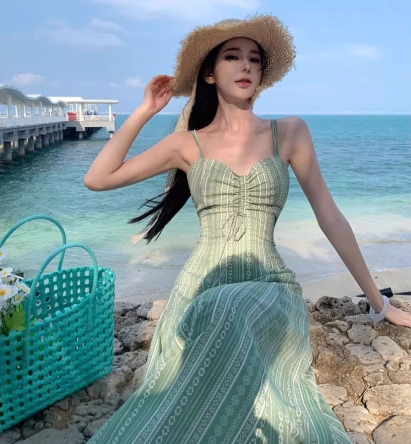 New Fashion Green Ruched Bust Spaghetti Strap Maxi Dress Summer Getaways Tie-Front Striped Long Dress AP1526