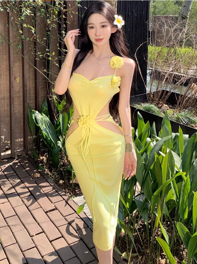 Alluring Cutout Waist Spaghetti Strap Mermaid Maxi Dress Summer Getaways Yellow Floral Design Long Dress AP1527