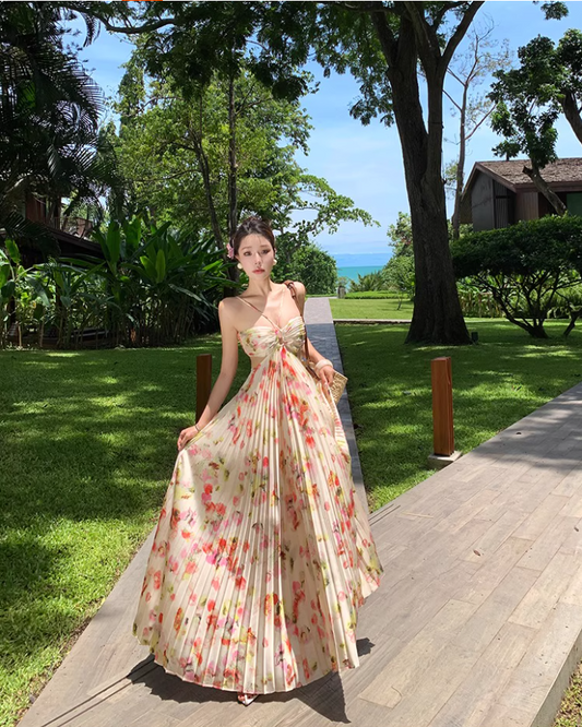 Romantic Spaghetti Strap Open-Back Maxi Dress Chic Summer Getaways Floral Print Pressed Pleat Long Dress AP1529