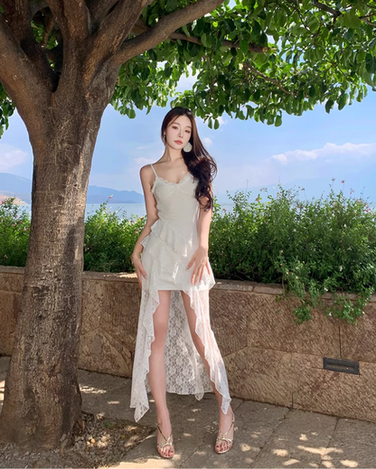 French-Inspired Asymmetric Ruffle Hem Spaghetti Strap Maxi Dress Flowy Lace Splicing Beach Vacays Long Dress AP1536