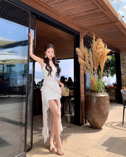 French-Inspired Asymmetric Ruffle Hem Spaghetti Strap Maxi Dress Flowy Lace Splicing Beach Vacays Long Dress AP1536