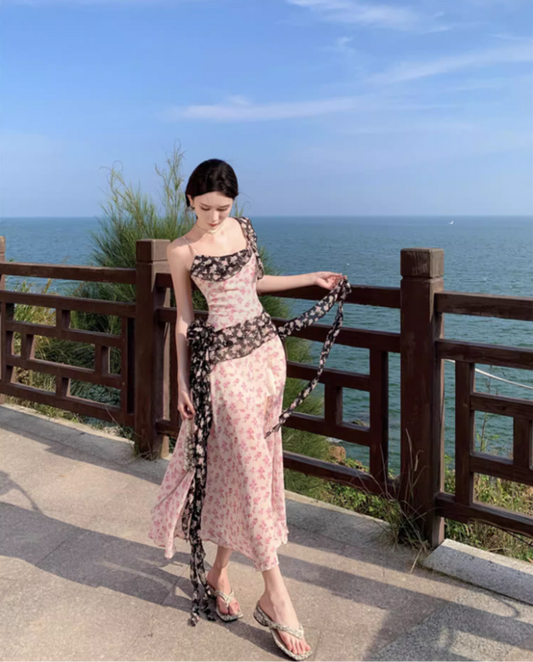 French-Inspired Pink Floral Print Spaghetti Strap Maxi Dress Chic High-Slit Flower Design Long Dress AP1539