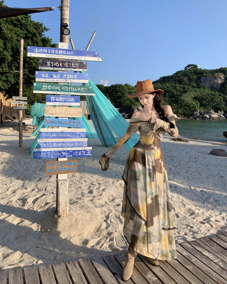 Retro Tie-Dye Off-Shoulder Maxi Dress Gen Z Style Beach Vacays Long Sleeve Tiered Hem Long Dress AP1550