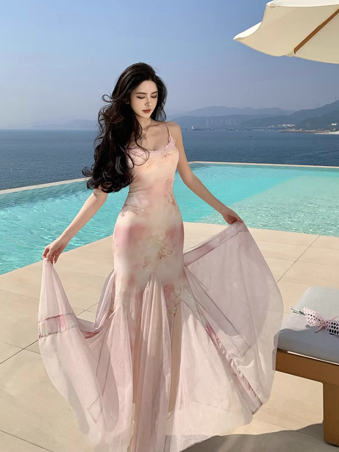 Graceful High-Slit Mermaid Floral Print Maxi Dress Chic Flowy Spaghetti Strap Sheer Lace Splicing Long Dress AP1554