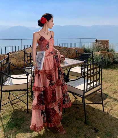 Vintage Floral Print Lace Splicing Maxi Dress Boho-Style Flowy Spaghetti Strap Tiered Ruffles Hem Long Dress AP1556
