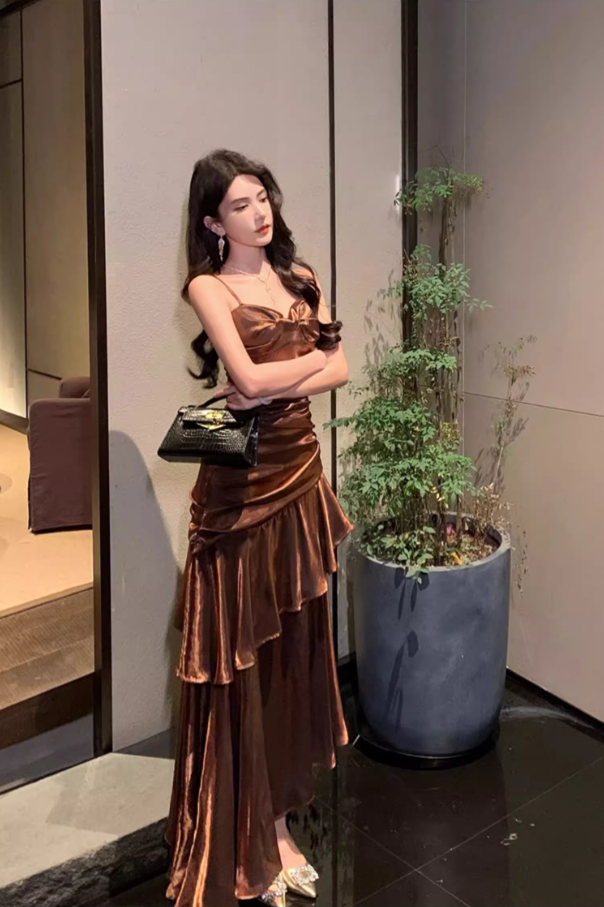 Charming Ruffles Trimmed Ruched Mermaid Maxi Dress Retro Cascade Tulle Spaghetti Strap Lustrous Fiber Long Dress AP1561