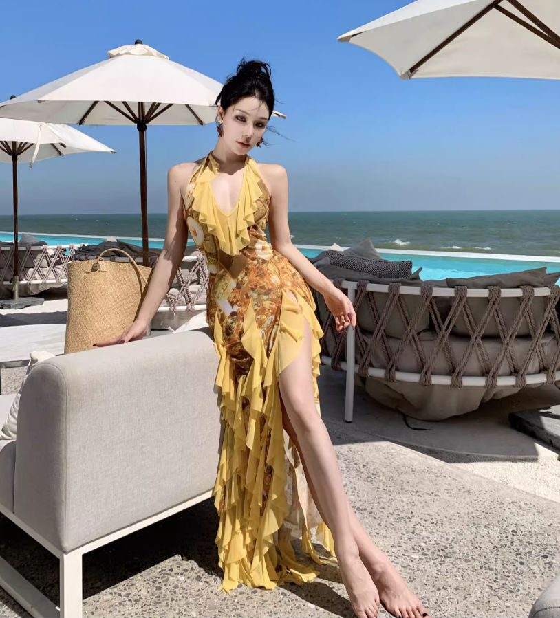 Romantic Yellow Asymmetric Ruffles Trimmed Maxi Dress Vogue High-Slit Outdoor Trips Floral Print Halter Long Dress AP1573