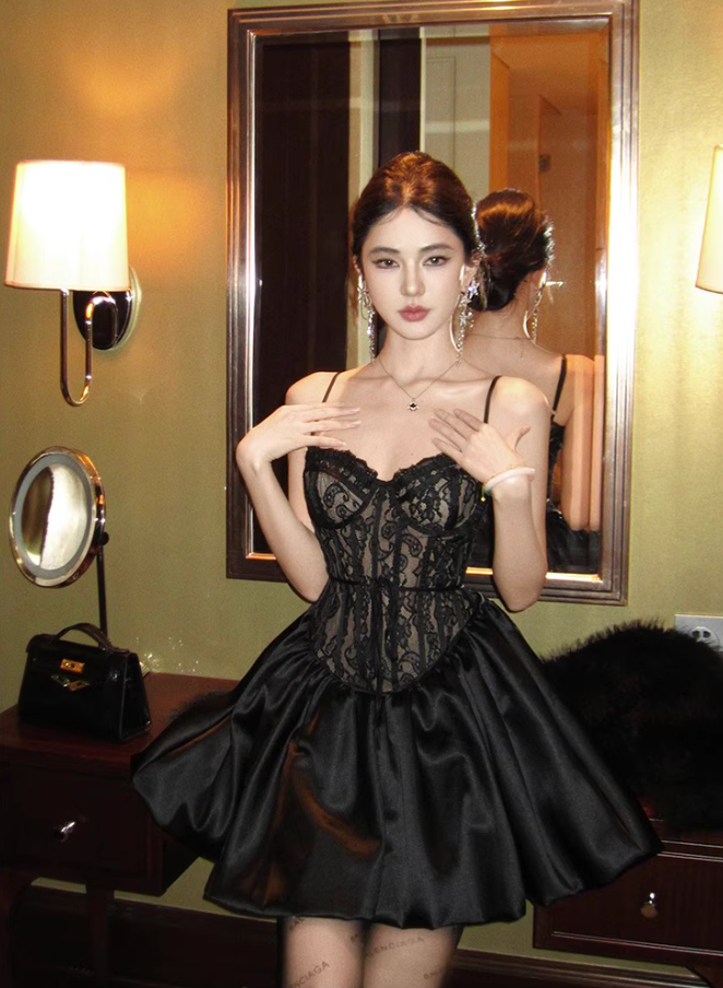 Gothic-Inspired Summer Black Lace Corset Mini Skirt Chic Party Outfit Detachable Lace Long Sheer Sleeves Short Dress AP1584