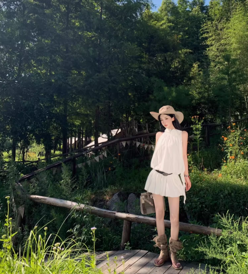 Classical White Flowy Mini Skirt Chic Party Outfit Flower Design Halter Short Dress AP1588