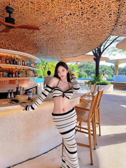 Vintage Striped Crochet Outfit Black & White Maxi Skirt Y2K Style Long Sleeves Two-Piece Set Mermaid Long Dress AP1595