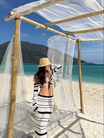 Vintage Striped Crochet Outfit Black & White Maxi Skirt Y2K Style Long Sleeves Two-Piece Set Mermaid Long Dress AP1595