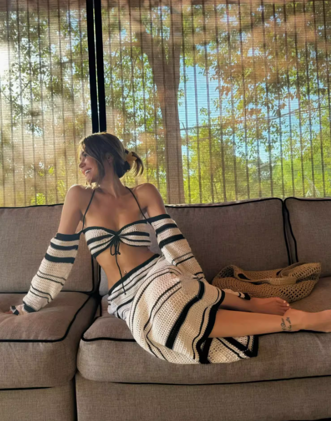 Vintage Striped Crochet Outfit Black & White Maxi Skirt Y2K Style Long Sleeves Two-Piece Set Mermaid Long Dress AP1595