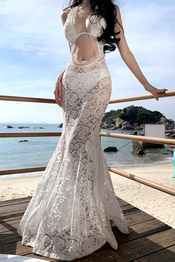 Classical Sheer Lace Cutout Maxi Dress Charming Outdoor Trips Mermaid Hem Halter Long Dress AP1600