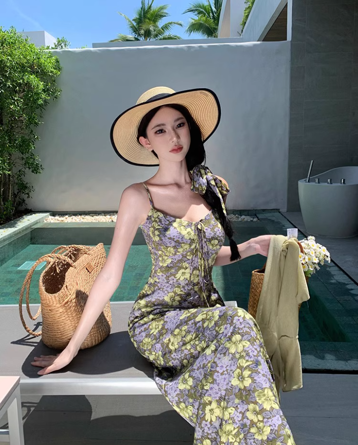 French Style Floral Print Green Maxi Dress Retro Flowy Hem Outdoor Trips Spaghetti Strap Long Dress AP1602