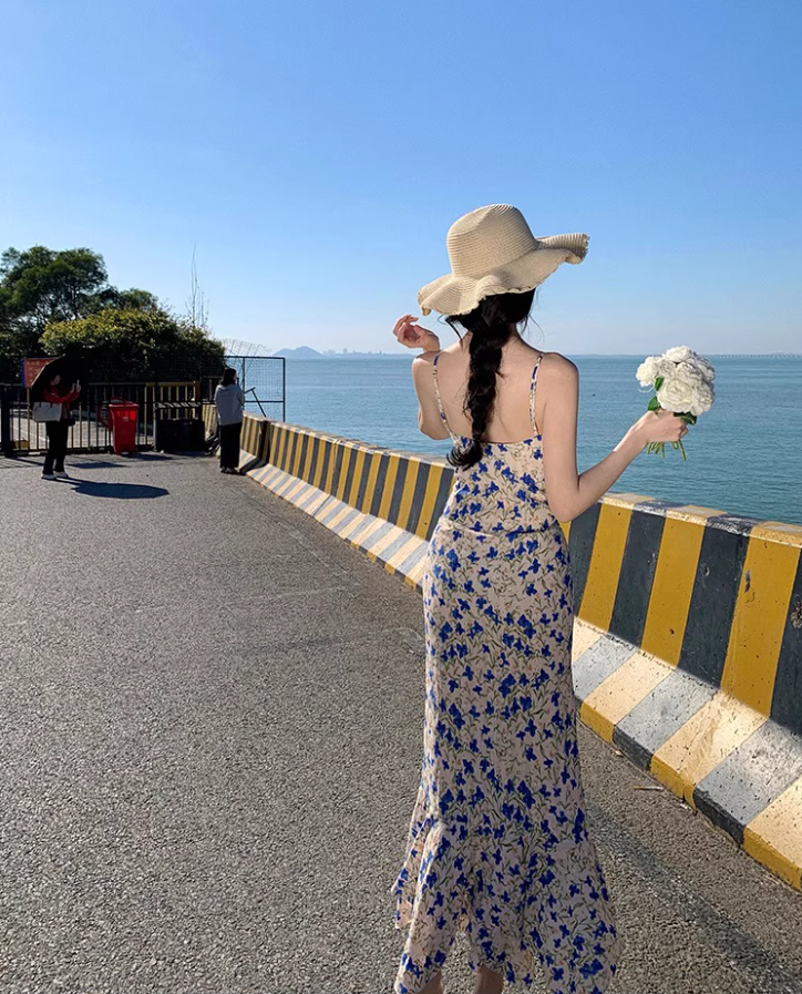 French Style Blue Butterflies Floral Print Maxi Dress Casual Cinched-Waist Mermaid Hem Spaghetti Strap Long Dress AP1605