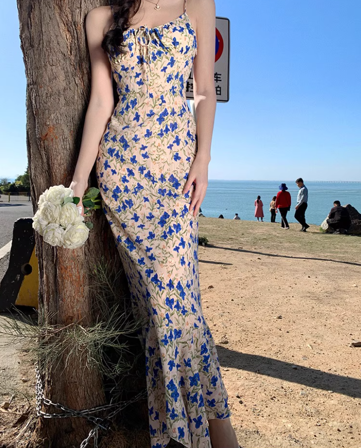 French Style Blue Butterflies Floral Print Maxi Dress Casual Cinched-Waist Mermaid Hem Spaghetti Strap Long Dress AP1605