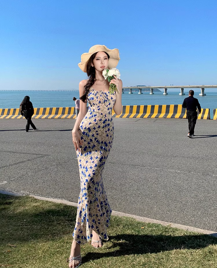French Style Blue Butterflies Floral Print Maxi Dress Casual Cinched-Waist Mermaid Hem Spaghetti Strap Long Dress AP1605