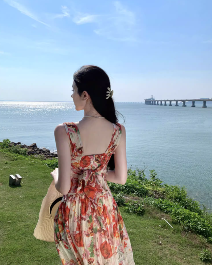 Dreamy Floral Print Flowy Hem Maxi Dress Casual Cinched-Waist Garden Vacays Ruffles Trimmed Long Dress AP1606