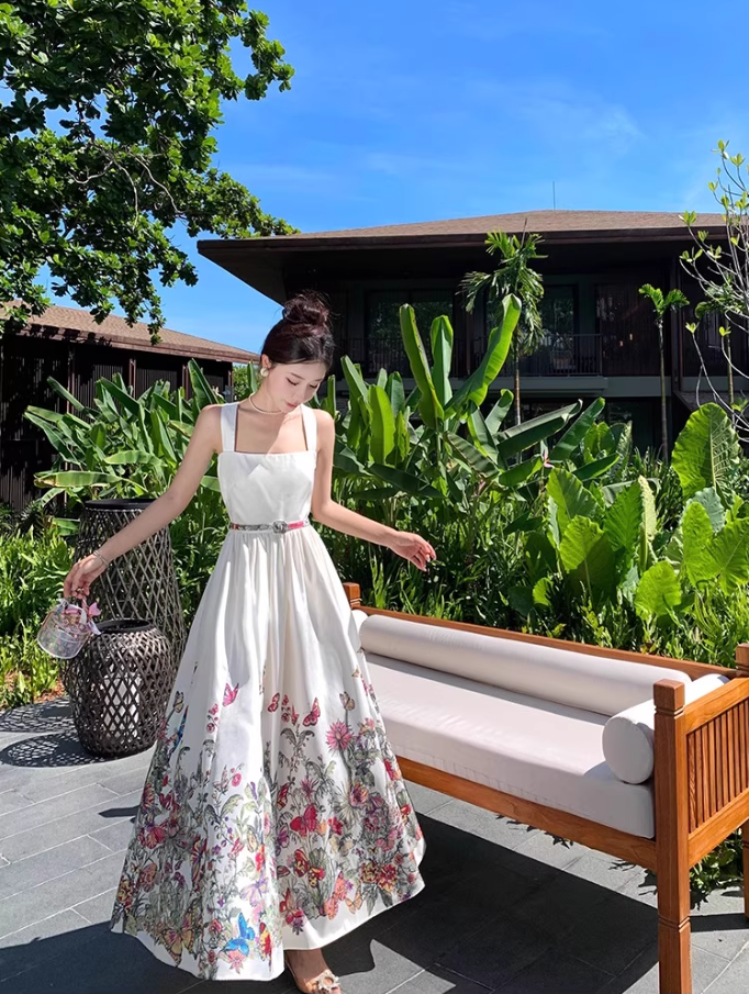 French-Inspired Floral Print Cinched-Waist Maxi Dress Vintage Flowy Hem Beach Vacations Minimalist Long Dress AP1614