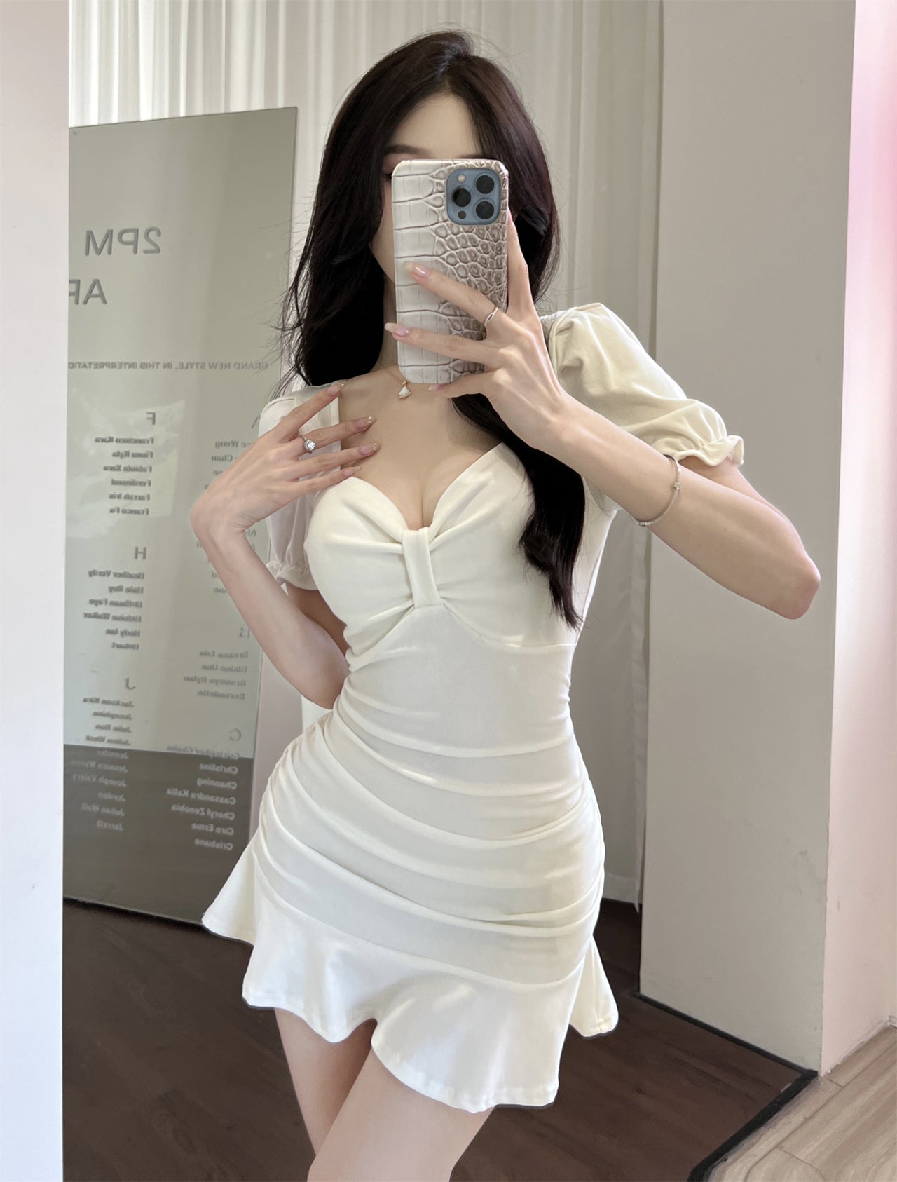 Vintage White Puff Short Sleeve Mini Skirt Hot Girls Party Outfit Ruffles Hem Sheath Short Dress AP1627