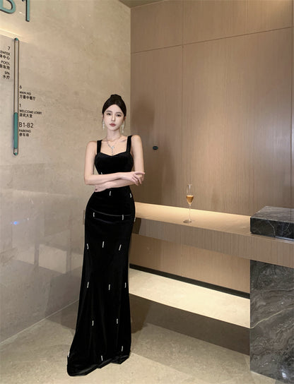 Alluring Sheath Velvet Spaghetti Strap Maxi Dress Elegant Parties Outfit Cinched-Waist Black Long Dress AP1641