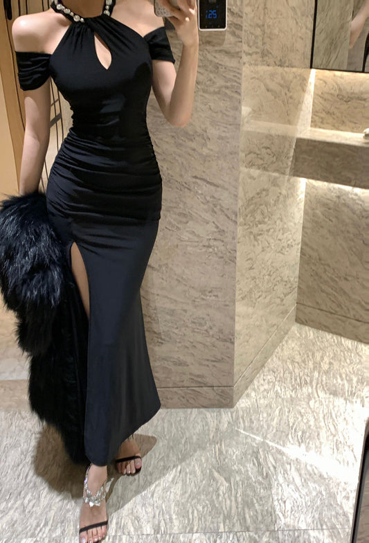 Charming Pearl Neckline Side Slit Maxi Dress Fantastic Black Off-Shoulder Slim-Fit Halter Long Dress AP1645