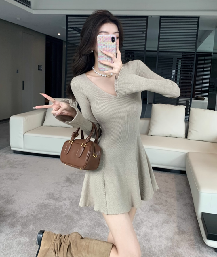 New Tendency Beige Knit V-Neck Mini Skirt Everyday Wear A-Line Flared Sleeve Bodycon Short Dress AP1658