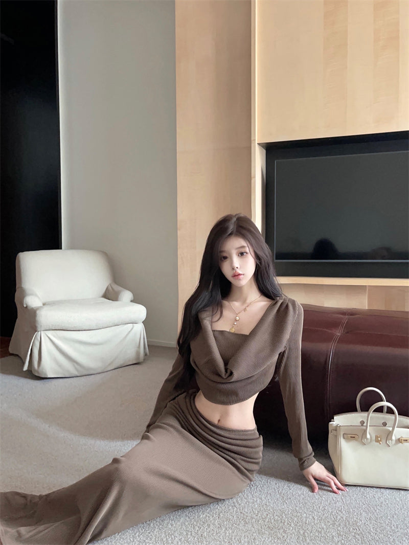 Vintage Brown Ribbed Knit Two-Piece Set Maxi Skirt Elegant Cowl Neck Crop Top Long Sleeve High-Waist Mermaid Long Dress AP1663