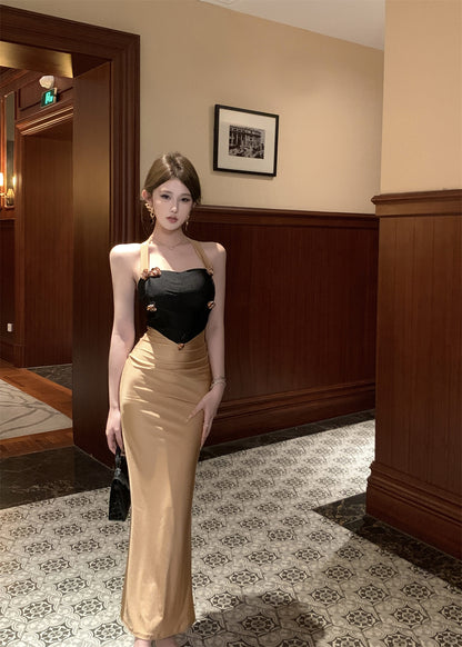 Vintage Black & Gold Splicing Satin Backless Mermaid Maxi Dress Alluring Evening Outfit Gold Flowers Design Halter Long Dress AP1671