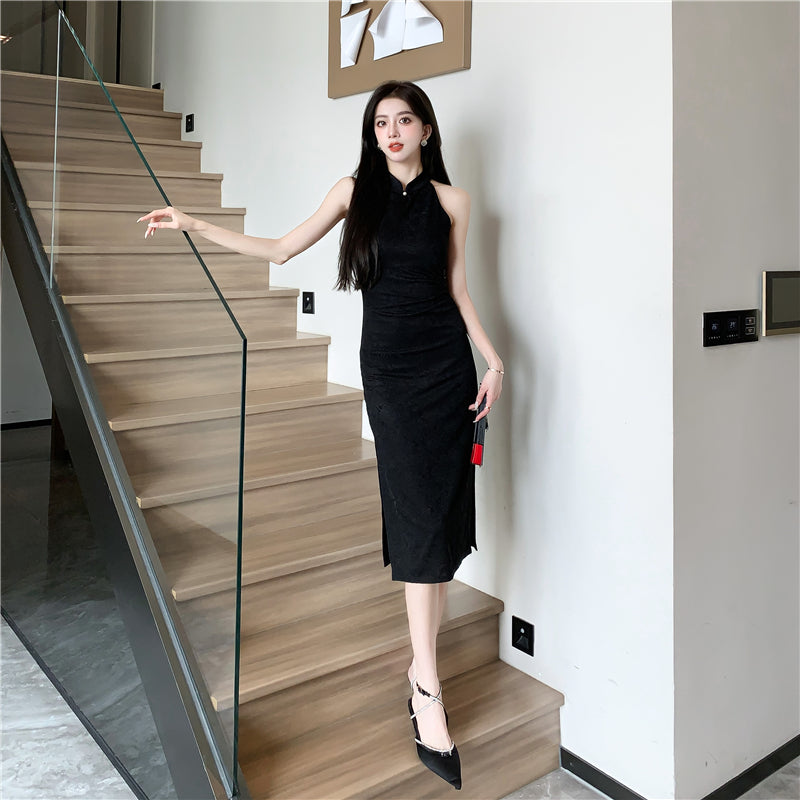 Minimalist Black Round Neck Midi Dress Alluring Everyday Outfit Side Slit Halter Long Dress AP1672