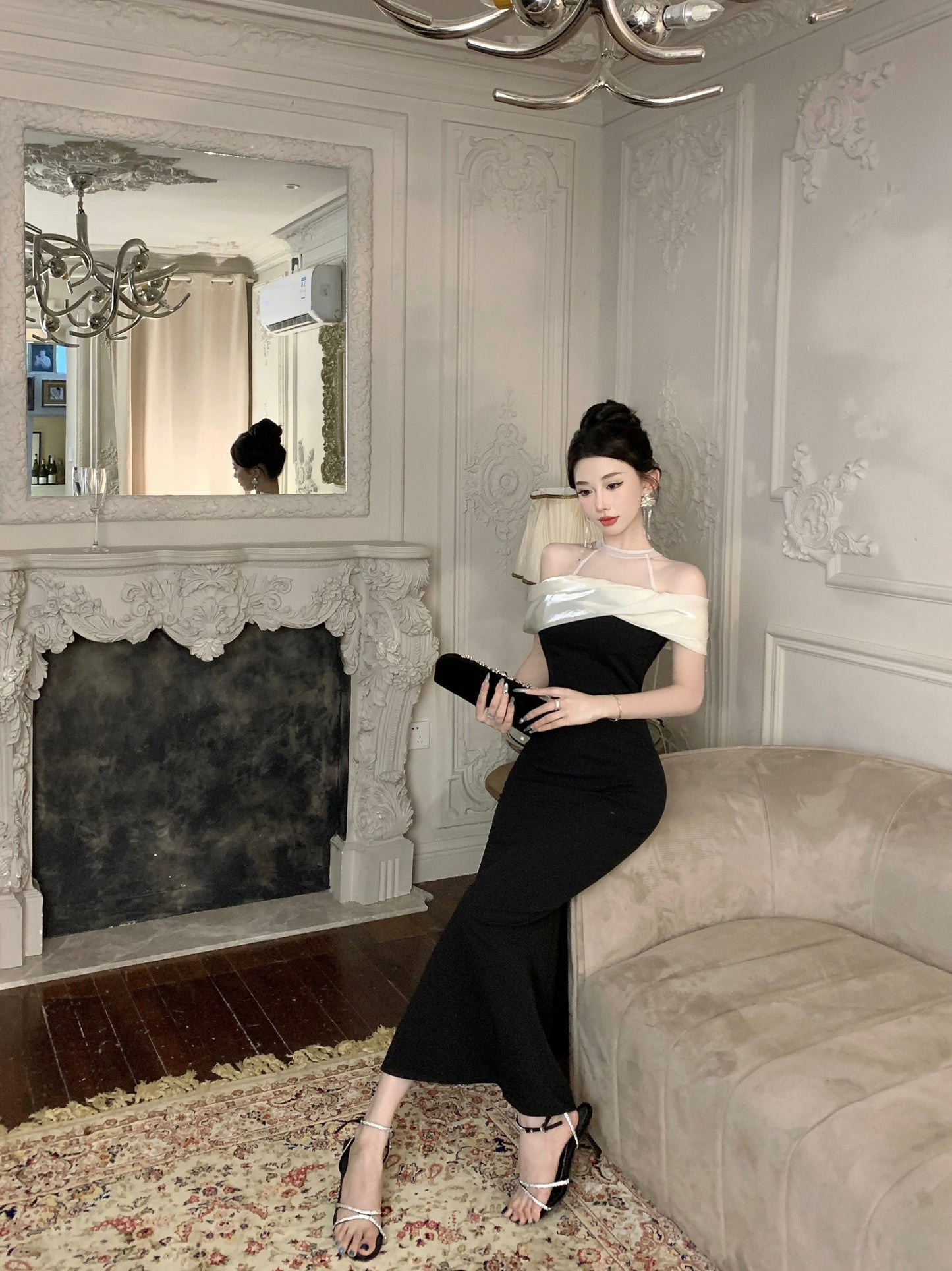 Modern White Mesh-Trimmed Sheath Maxi Dress Elegant Black Off-Shoulder Mermaid Evening Feast Halter Long Dress AP1674