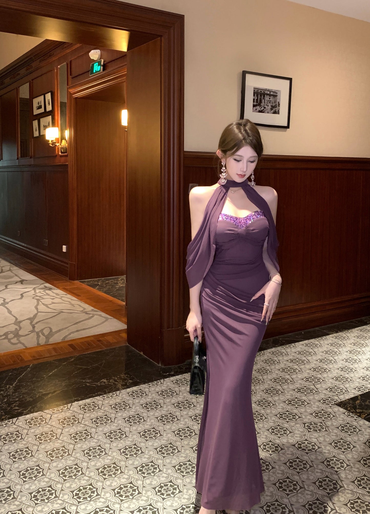 Elegant Cape-Style Sparkling Sequin Trimmed Maxi Dress Hot Girls Evening Purple Mermaid  Halter Long Dress AP1675