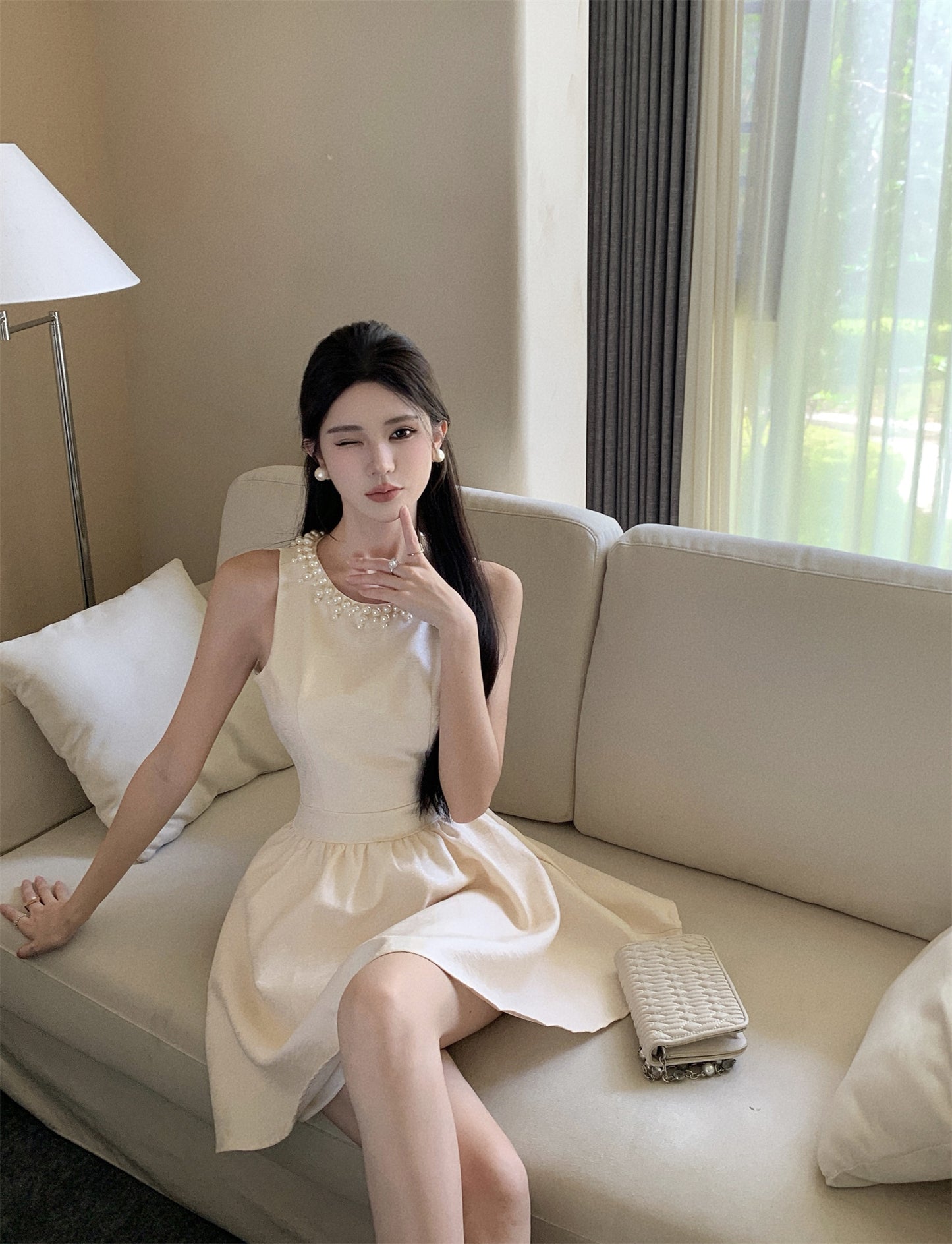 Lustrous Ivory A-Line Fitting Mini Skirt Charming Beading Neckline Ruffles Hem Halter Short Dress AP1687