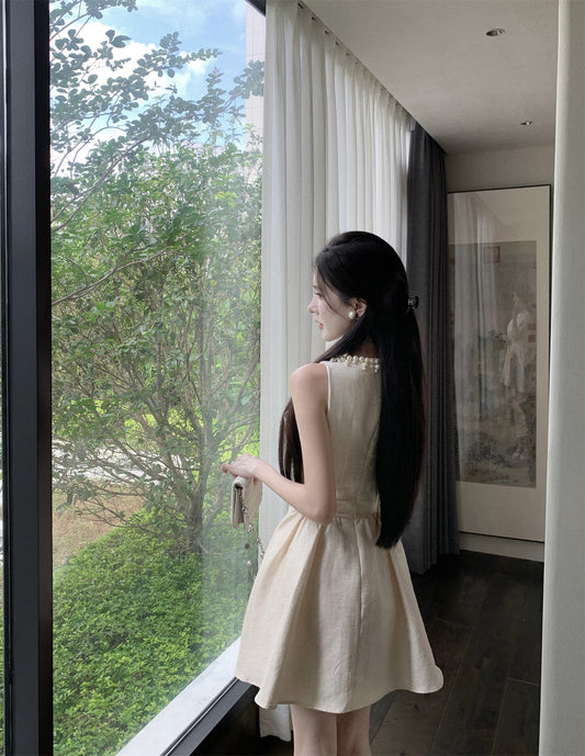 Lustrous Ivory A-Line Fitting Mini Skirt Charming Beading Neckline Ruffles Hem Halter Short Dress AP1687