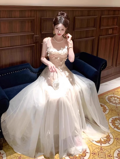 Exquisite Butterflies Design Applique Maxi Dress Elegant Adjustable Spaghetti Strap Cascade Mesh Splicing Long Dress AP1699