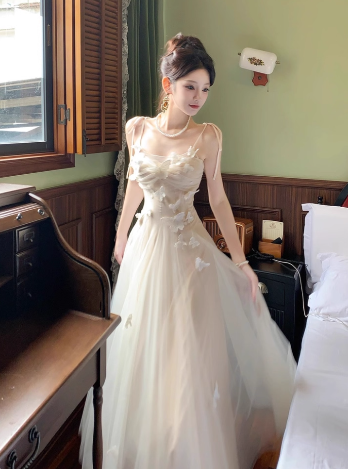Exquisite Butterflies Design Applique Maxi Dress Elegant Adjustable Spaghetti Strap Cascade Mesh Splicing Long Dress AP1699