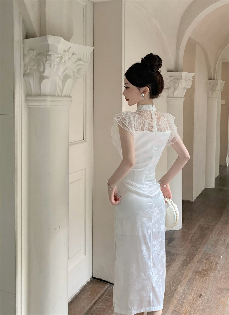 Charming High-Slit White Cheongsam Jacquard Stand Collar Midi Dress Dreamy Lace Splicing Short Flutter Sleeves Halter Long Dress AP1723