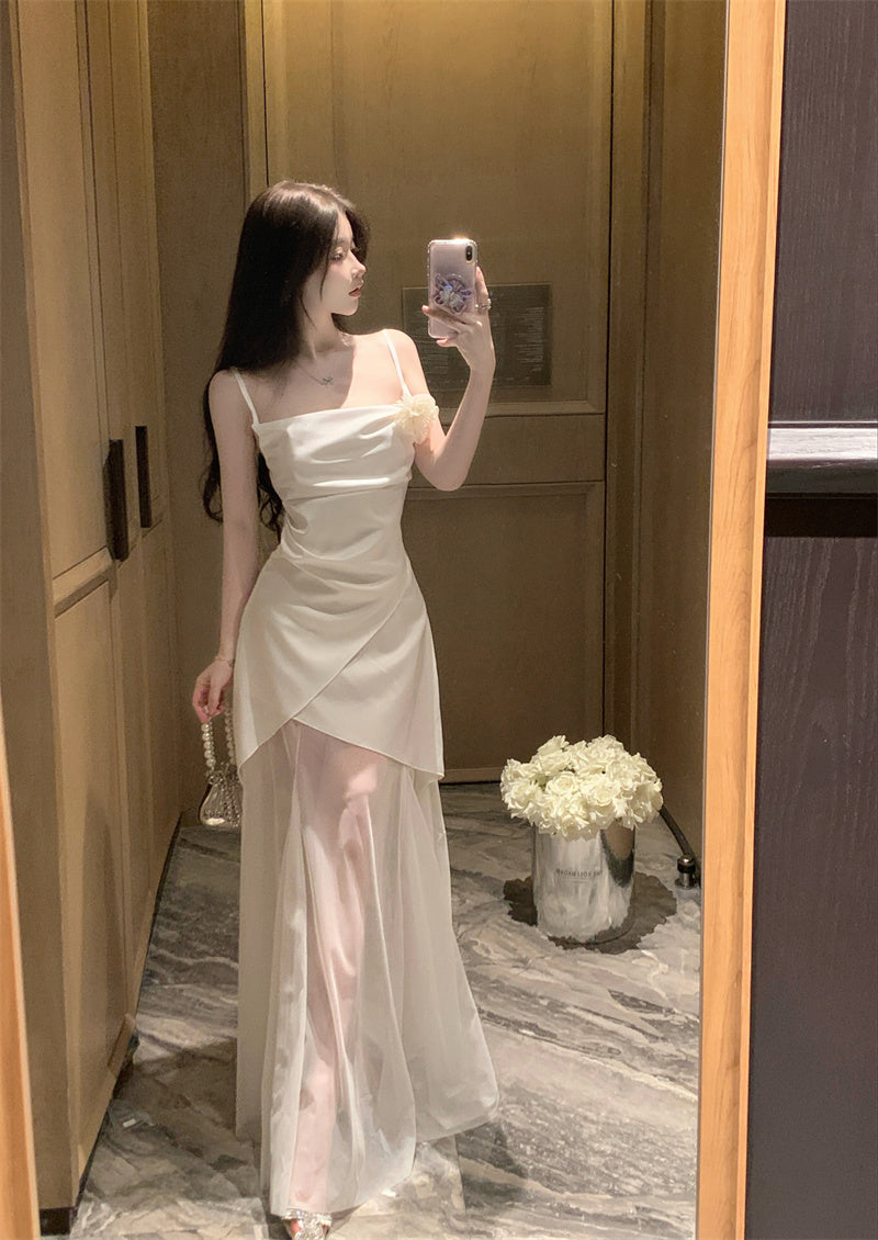 Glamorous Satin Fabric Ruched Spaghetti Strap Evening Maxi Dress White Sheer Tulle Splicing Flower Design Long Dress AP1729