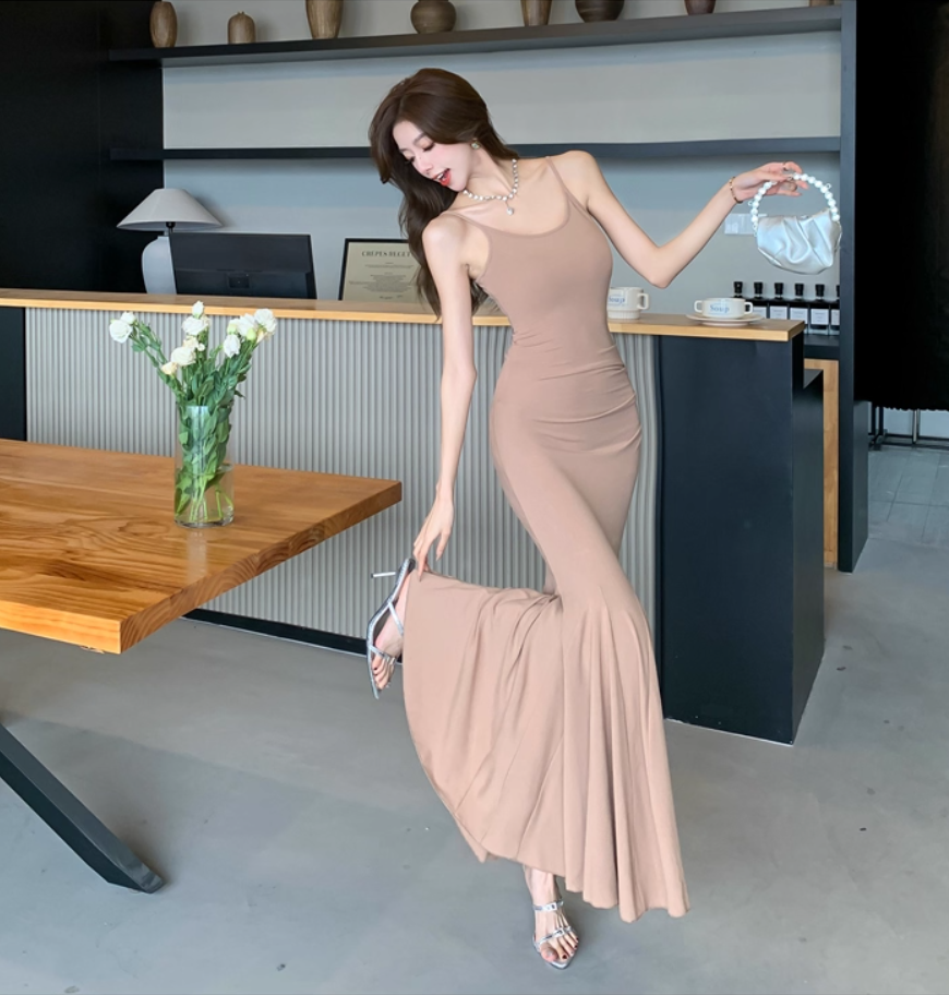 Graceful Ruffled Hem Spaghetti Strap Sheath Evening Maxi Dress Minimalist Mermaid Soft Fabric Long Dress AP1730