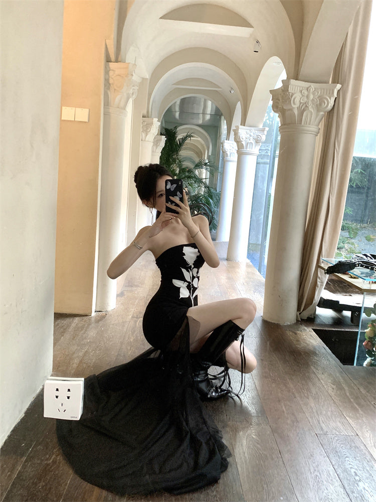 Novelty Black Strapless Bodycon Mini Dress With Tulle Train Figure-Flattering White Rose Print Short Dress AP1737