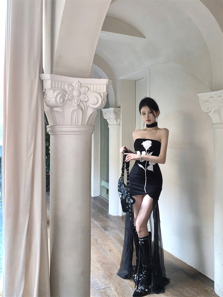 Novelty Black Strapless Bodycon Mini Dress With Tulle Train Figure-Flattering White Rose Print Short Dress AP1737