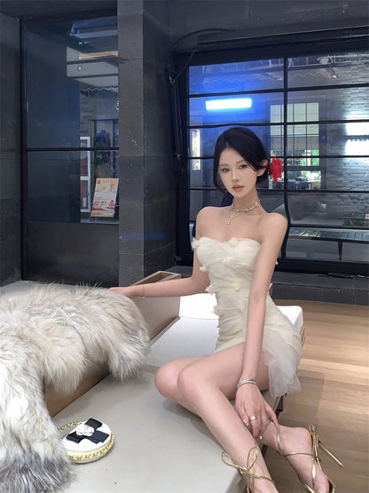 Chic Sheath 3D Floral Accent Sheer Tulle Overlay Mini Dress Ethereal Bodycon Zipper Back Strapless  Short Dress AP1756